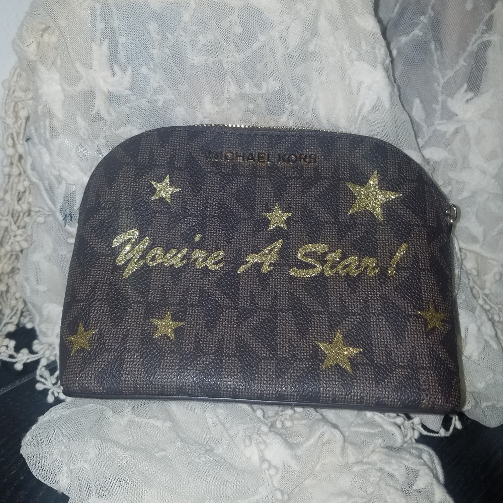 Michael kors cosmetic bag